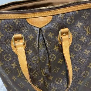Gently loved Louis Vuitton Palermo bag.